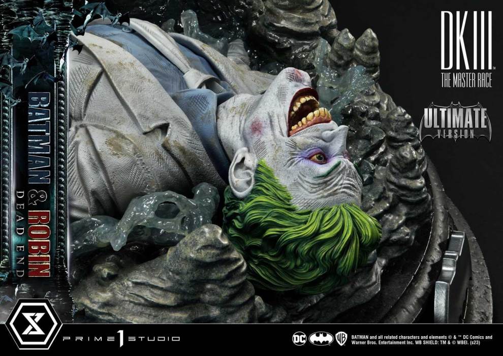 Batman Dark Knight III The Master Race (Comics) Batman & Robin Dead End Ultimate Version