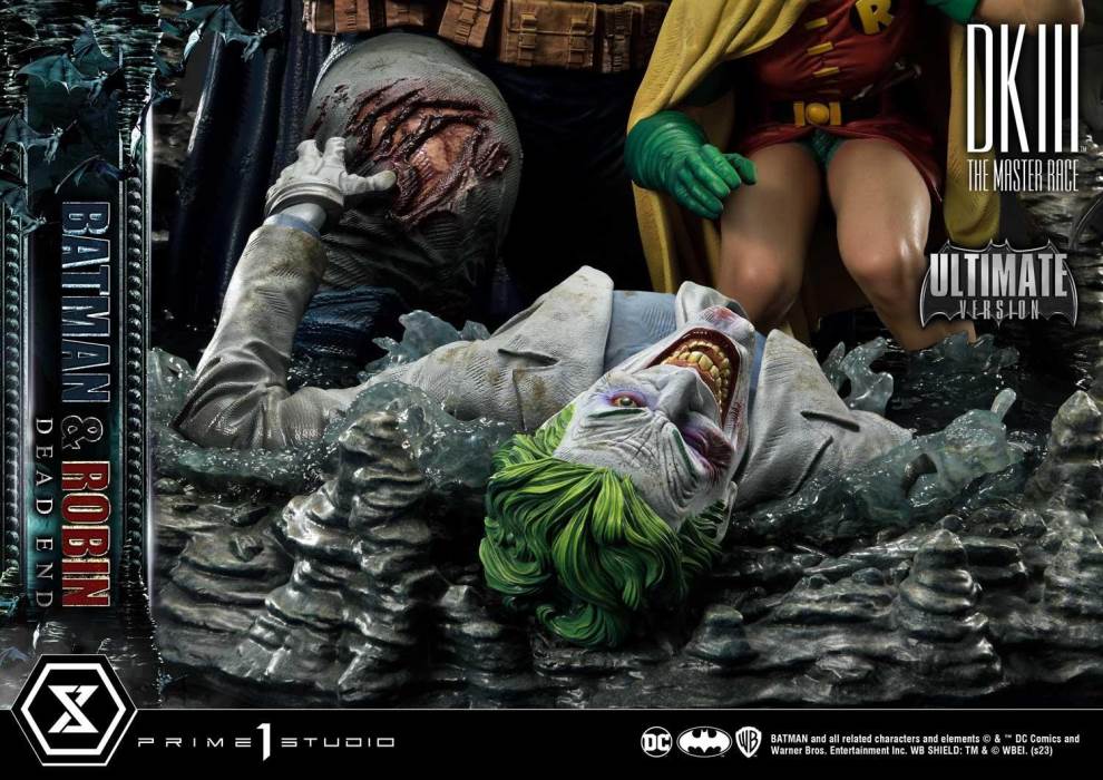 Batman Dark Knight III The Master Race (Comics) Batman & Robin Dead End Ultimate Version