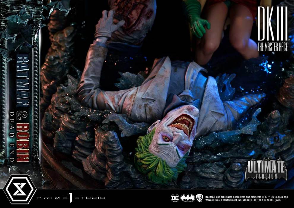 Batman Dark Knight III The Master Race (Comics) Batman & Robin Dead End Ultimate Version