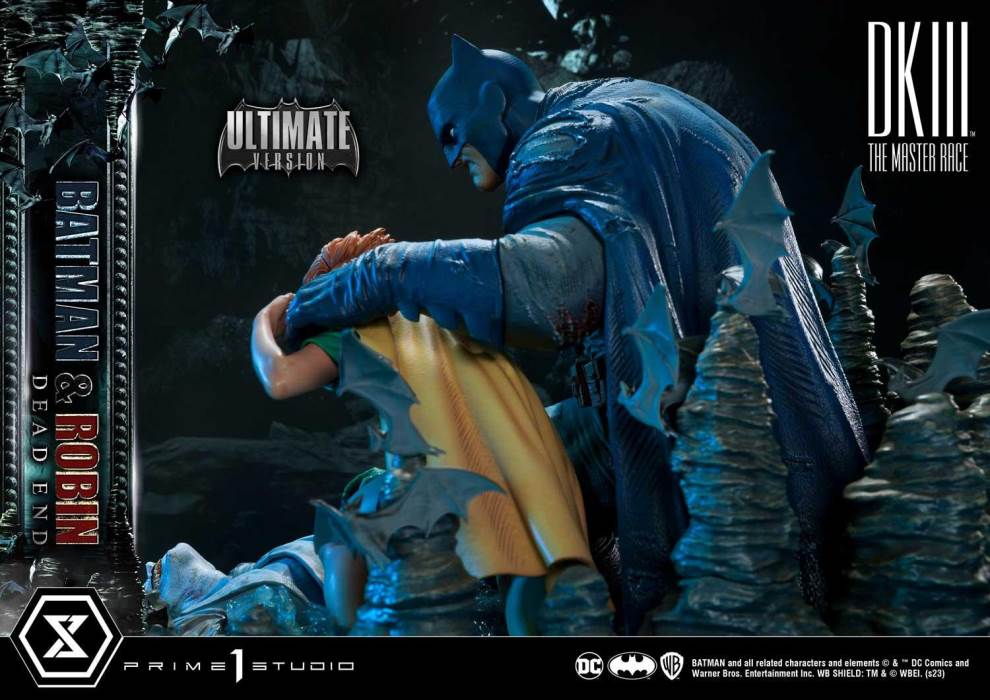 Batman Dark Knight III The Master Race (Comics) Batman & Robin Dead End Ultimate Version