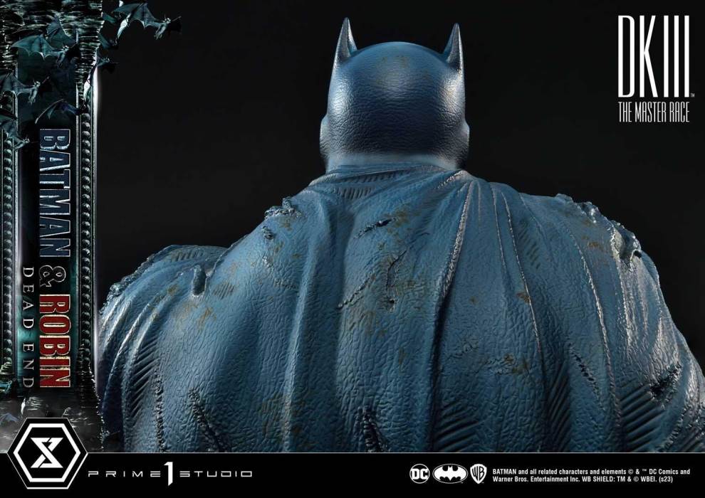 Batman Dark Knight III The Master Race (Comics) Batman & Robin Dead End Ultimate Version