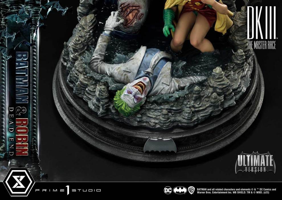 Batman Dark Knight III The Master Race (Comics) Batman & Robin Dead End Ultimate Version