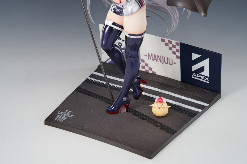 Azur Lane Prinz Eugen Final Lap Ver. 1/7