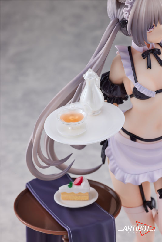 Maid Cat Noah