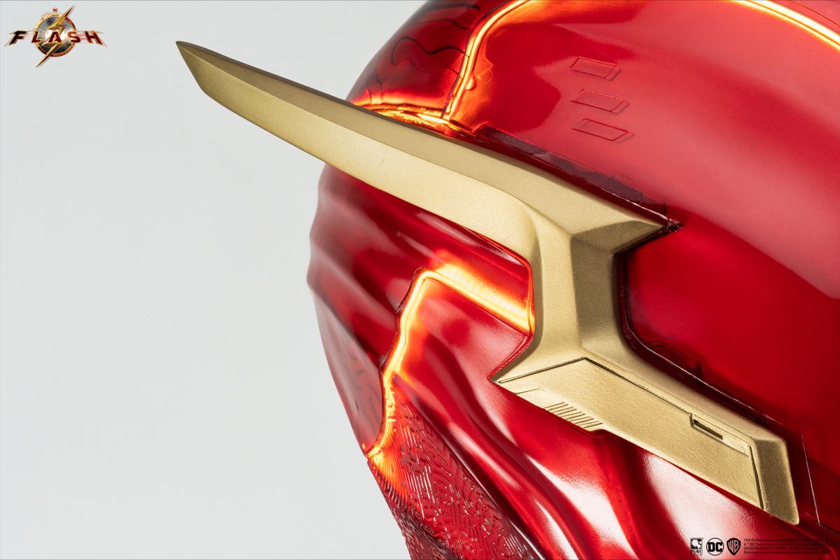 THE FLASH COWL
