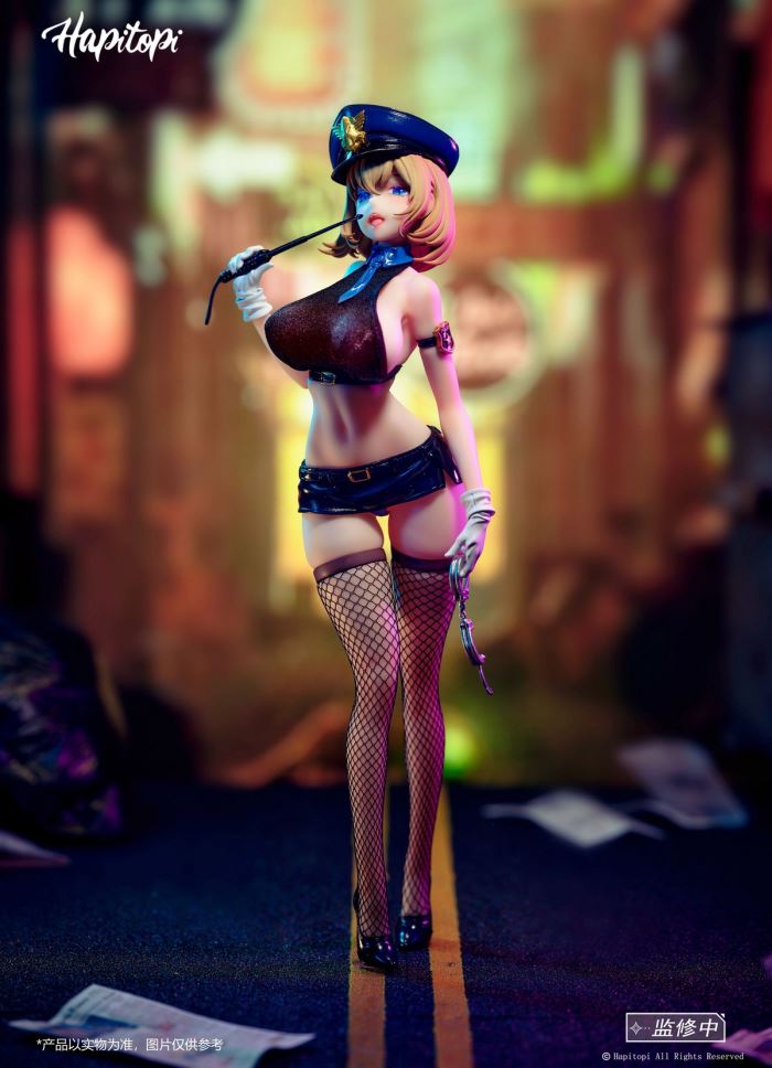 Real Clothes Vice City Female Police Officer Chasing Eye 1/6