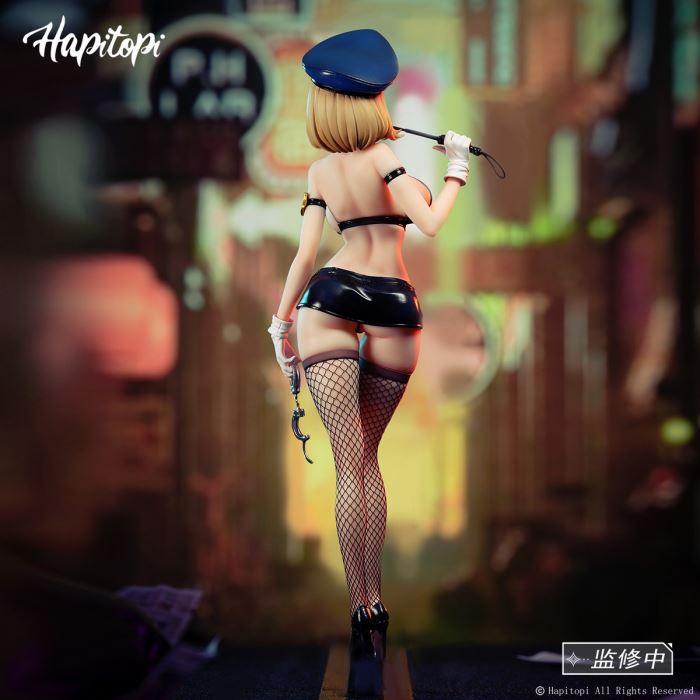 Real Clothes Vice City Female Police Officer Chasing Eye 1/6