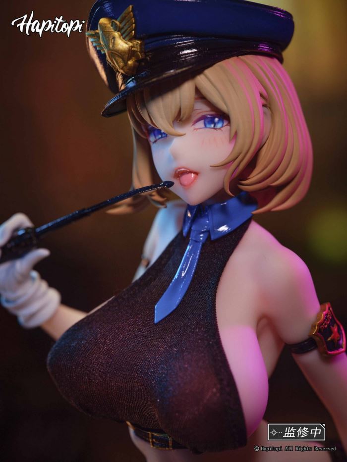 Real Clothes Vice City Female Police Officer Chasing Eye 1/6