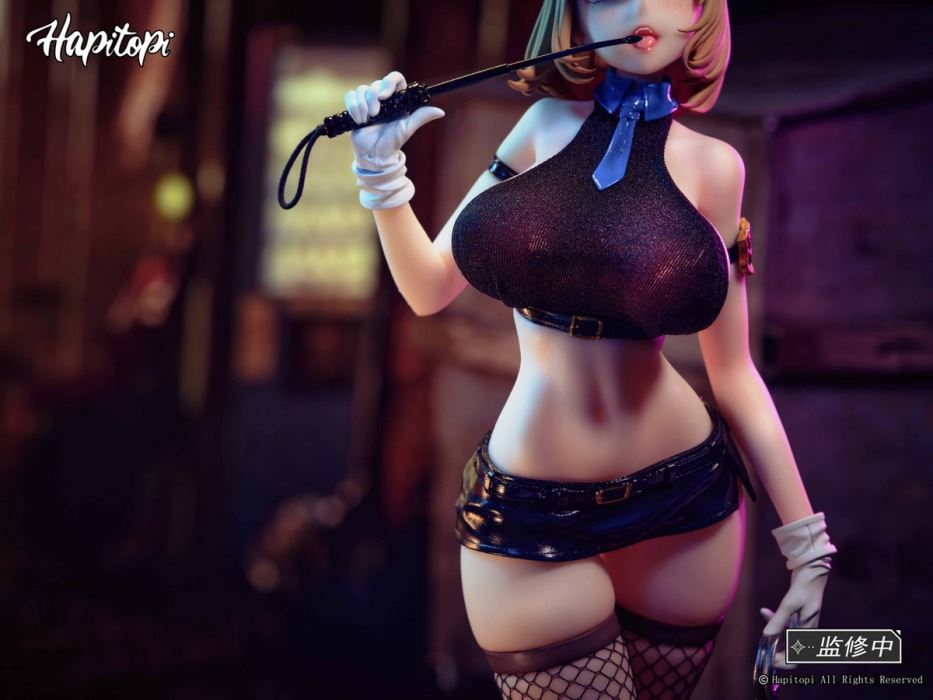 Real Clothes Vice City Female Police Officer Chasing Eye 1/6