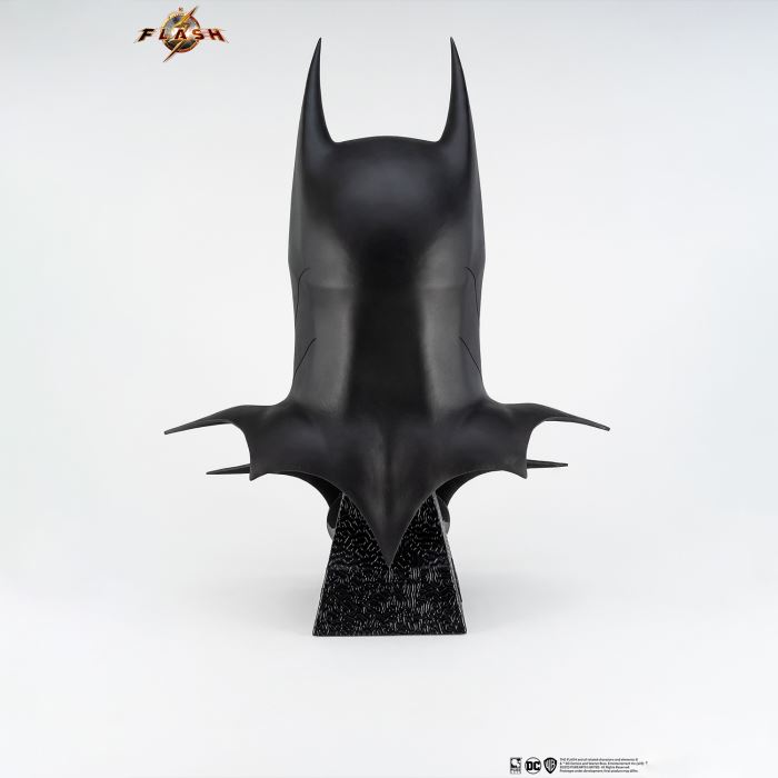 BATMAN THE FLASH COWL