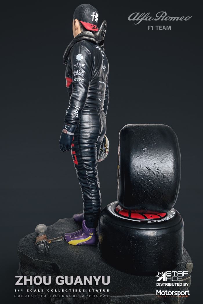 F1 racing driver Zhou Guanyu / Valtteri / Bottas