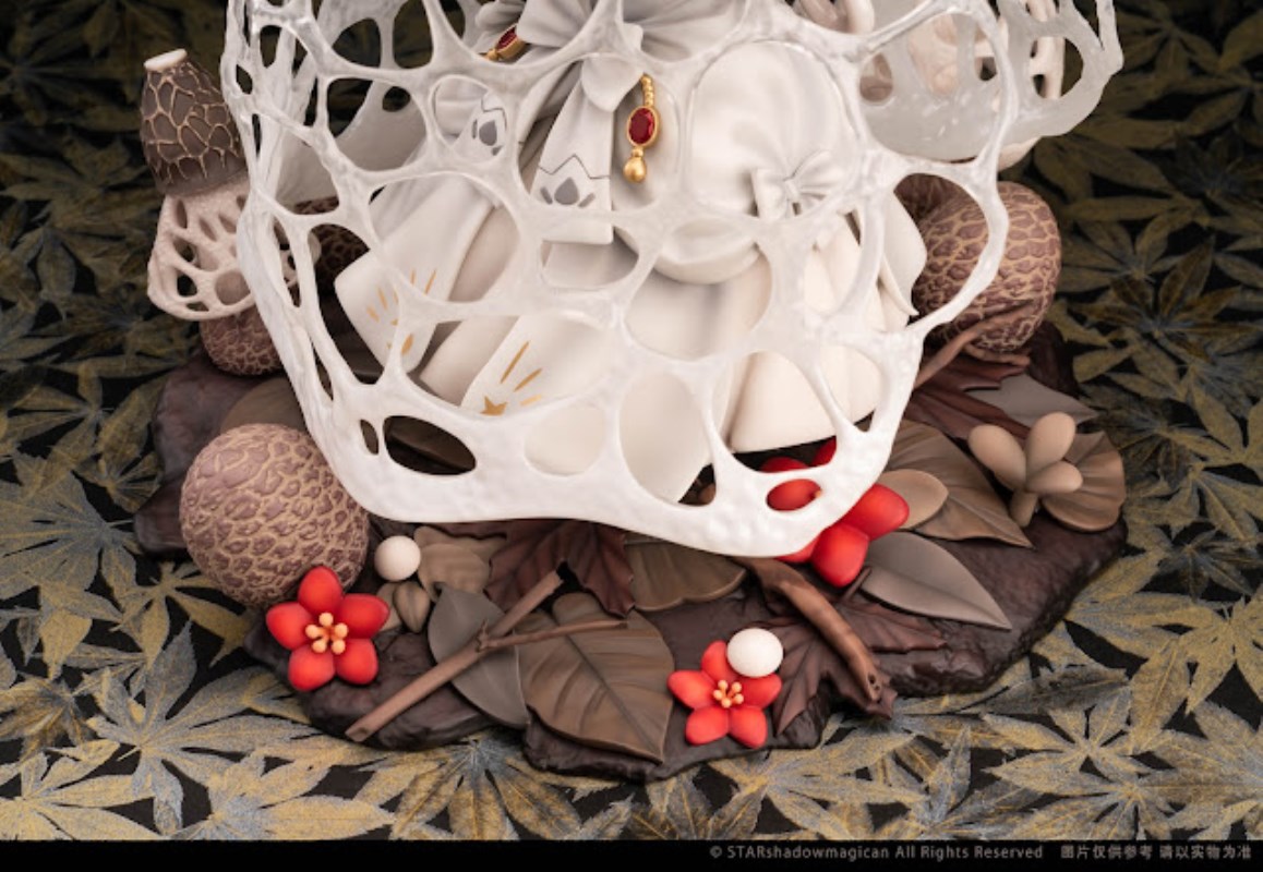 Mushroom Girl Series No.2 Phallus indusiatus 1/1