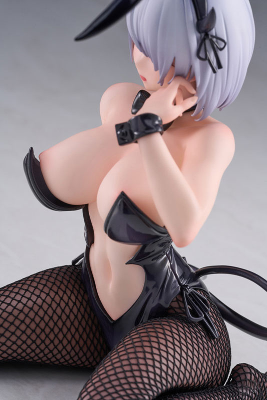 Bunny Girl Nono Illustrated by Yatsumi Suzuame 1/6