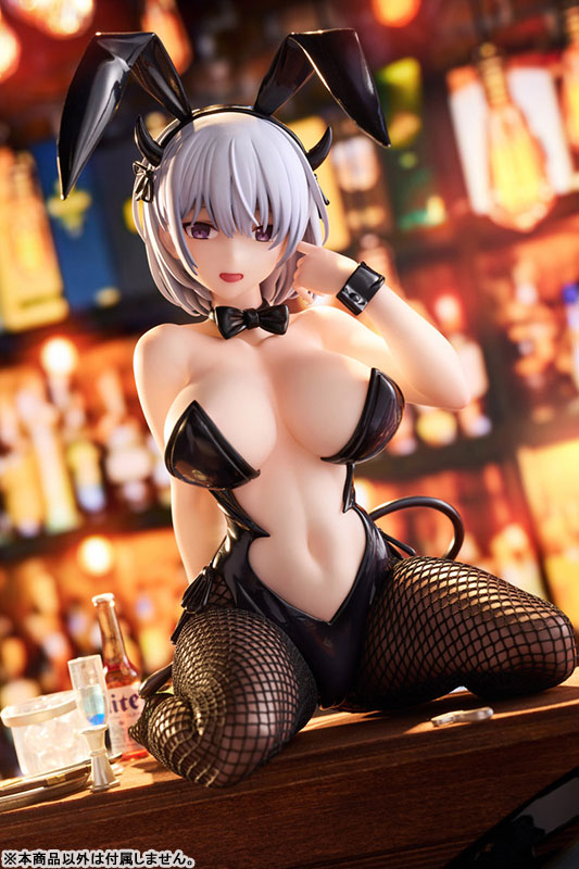 Bunny Girl Nono Illustrated by Yatsumi Suzuame 1/6