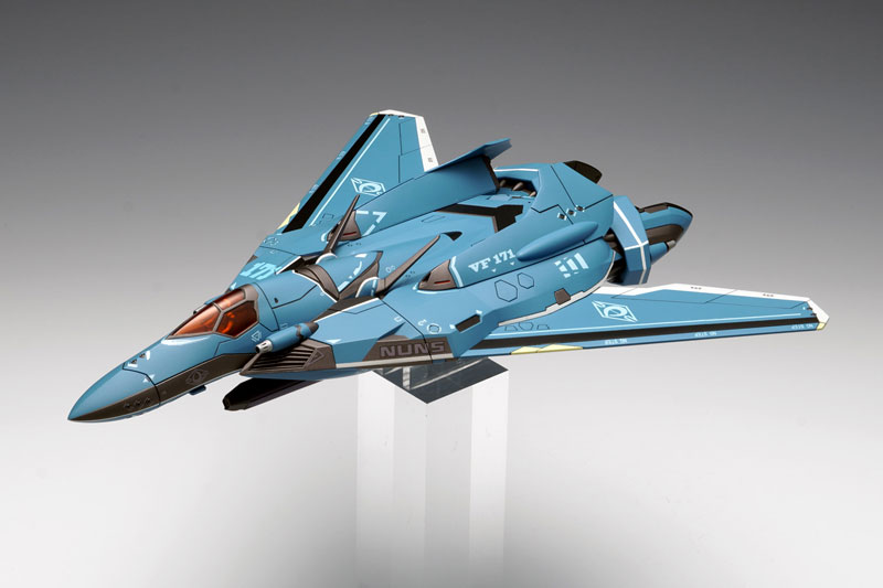 Macross Frontier VF-171 Nightmare Plus [General Model] 1/72