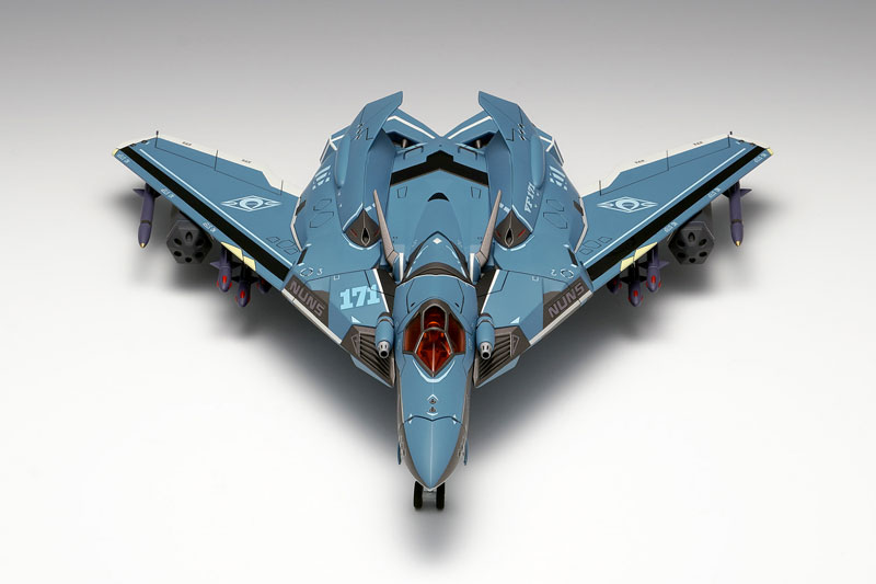 Macross Frontier VF-171 Nightmare Plus [General Model] 1/72