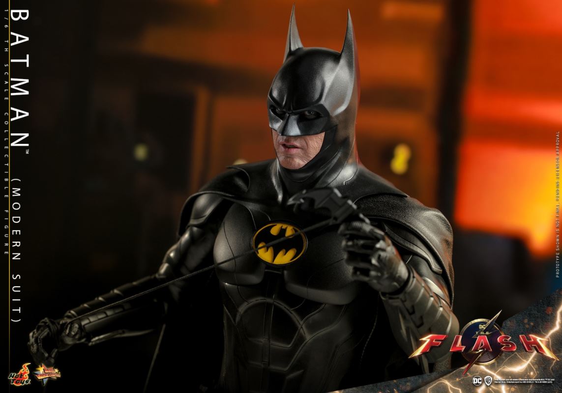 Batman (Modern Suit)
