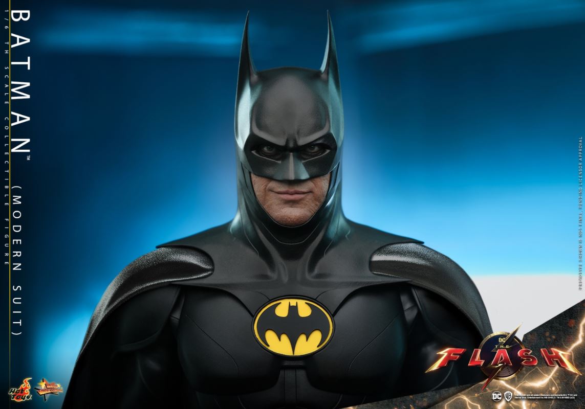 Batman (Modern Suit)