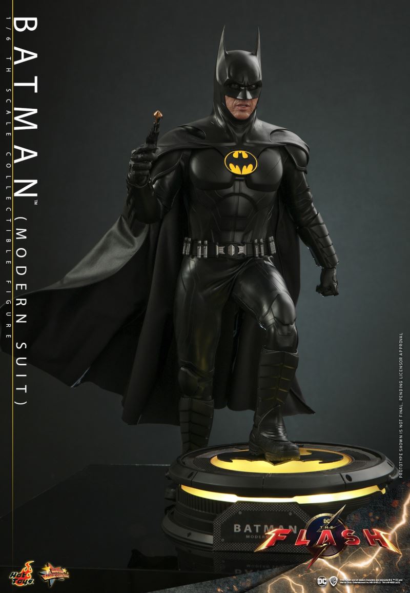 Batman (Modern Suit)