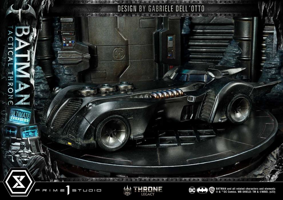 Batman Tactical Throne Ultimate Version