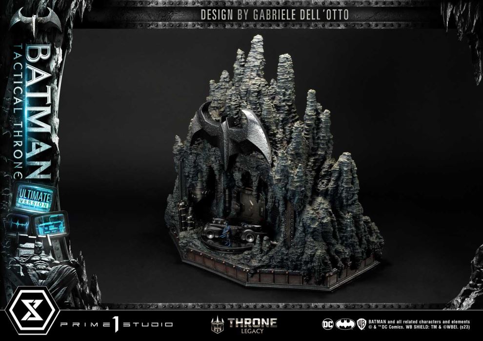 Batman Tactical Throne Ultimate Version