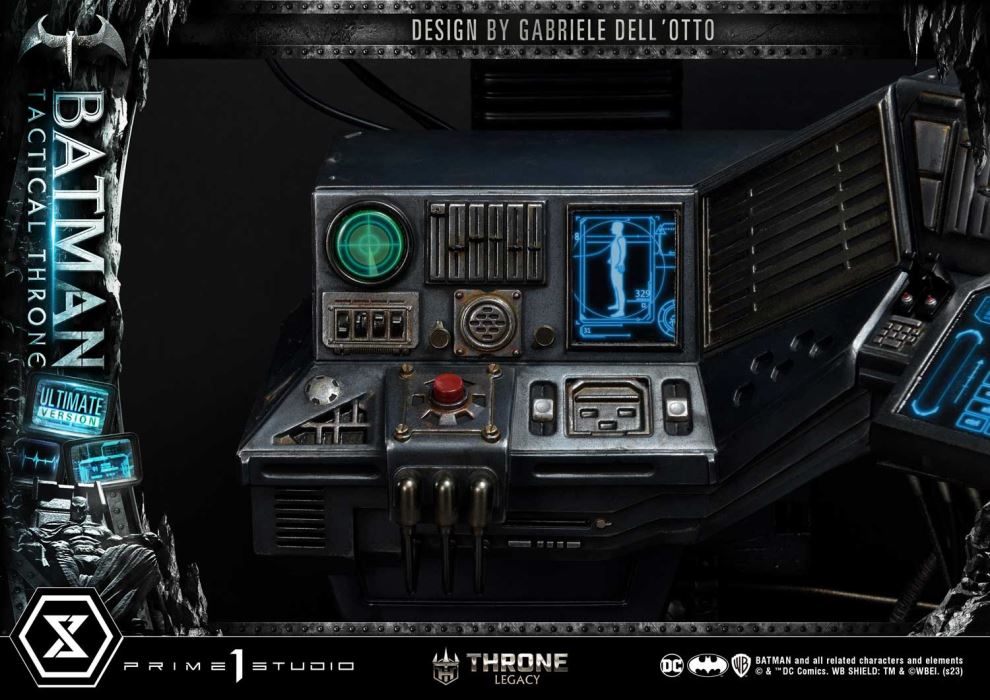 Batman Tactical Throne Ultimate Version