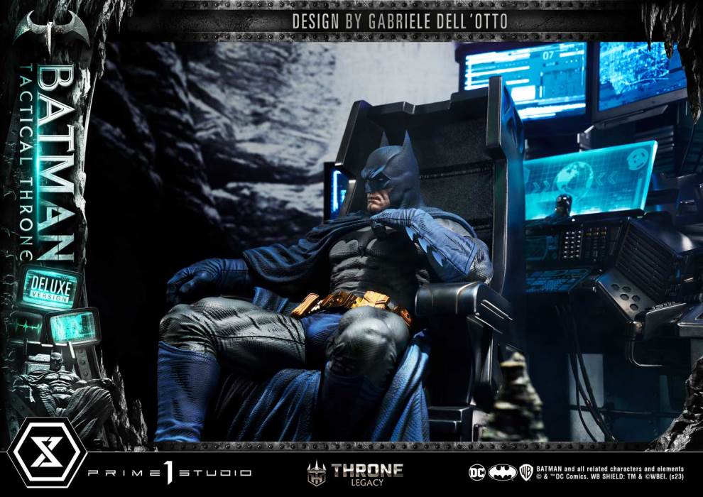 Batman Tactical Throne DX Version