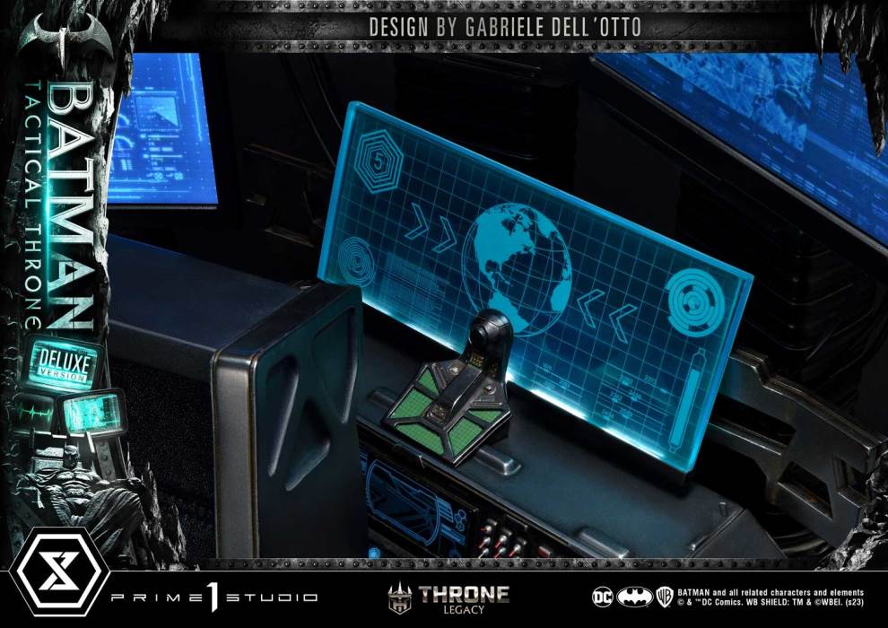 Batman Tactical Throne DX Version