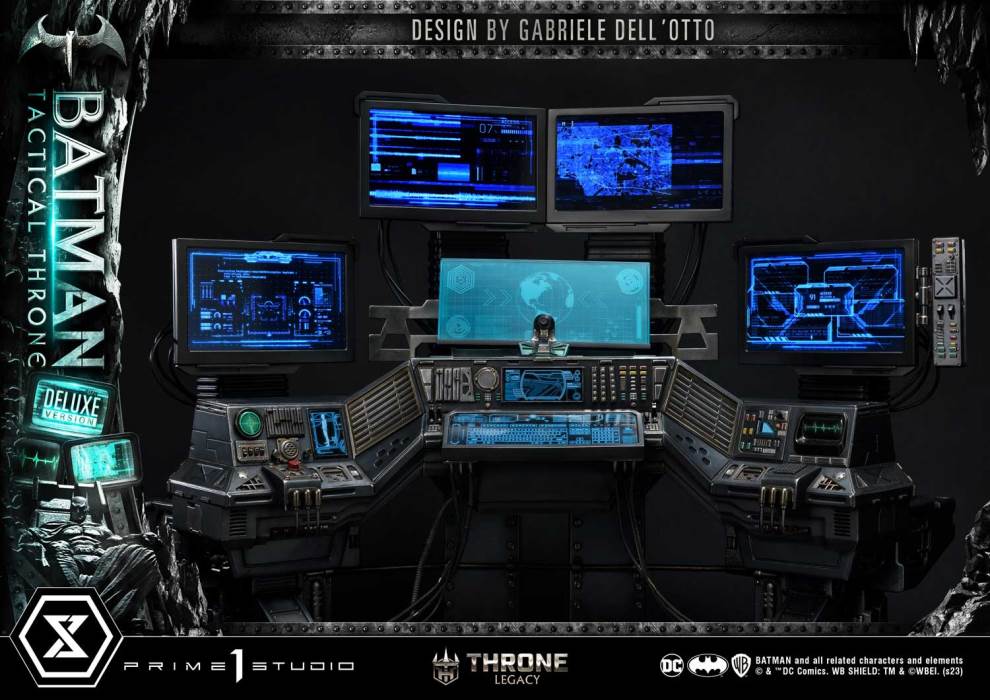 Batman Tactical Throne DX Version
