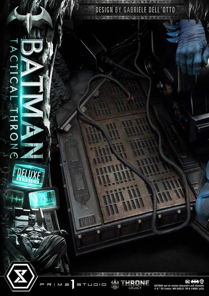 Batman Tactical Throne DX Version