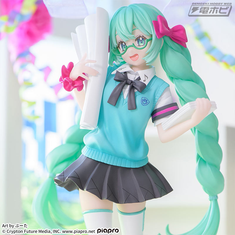 Luminasta Hatsune Miku 16th Anniversary Buta Ver