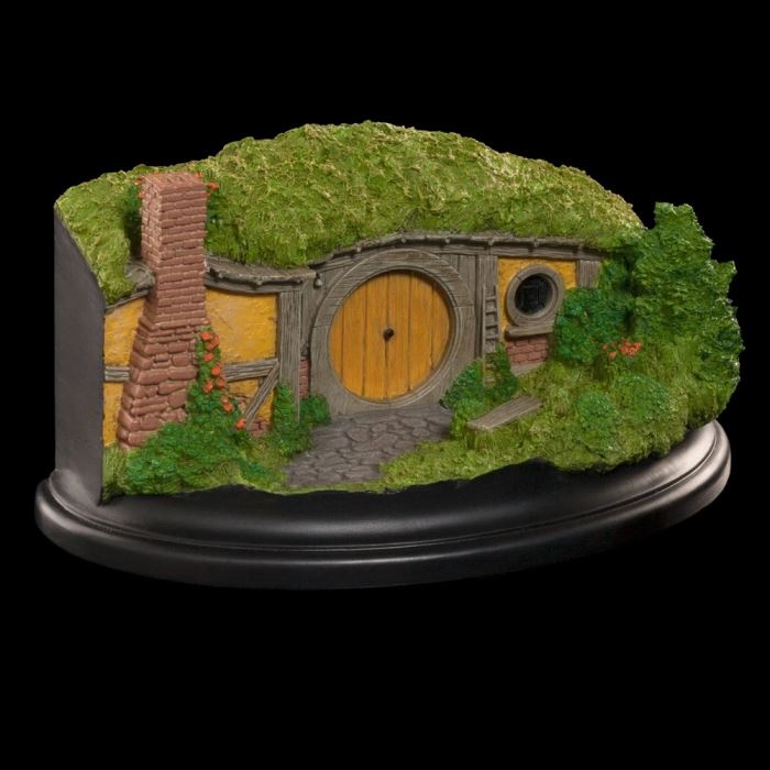 The Hobbit Hole - The Lord of the Rings