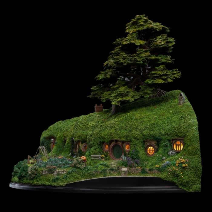 The Hobbit Hole - The Lord of the Rings