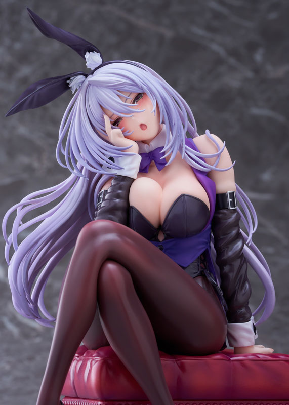 She Laughs Shy...I Feel Ashamed AMAGASA TSUDURI Bunny Style Illustrated by Piromizu 1/7