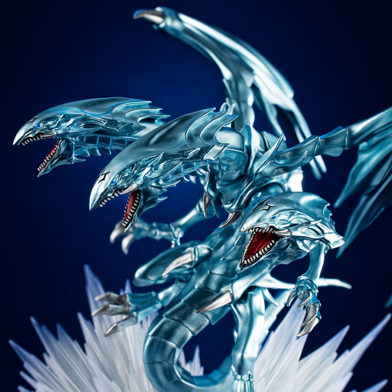 MONSTERS CHRONICLE Yu-Gi-Oh! Duel Monsters Blue-Eyes Ultimate Dragon