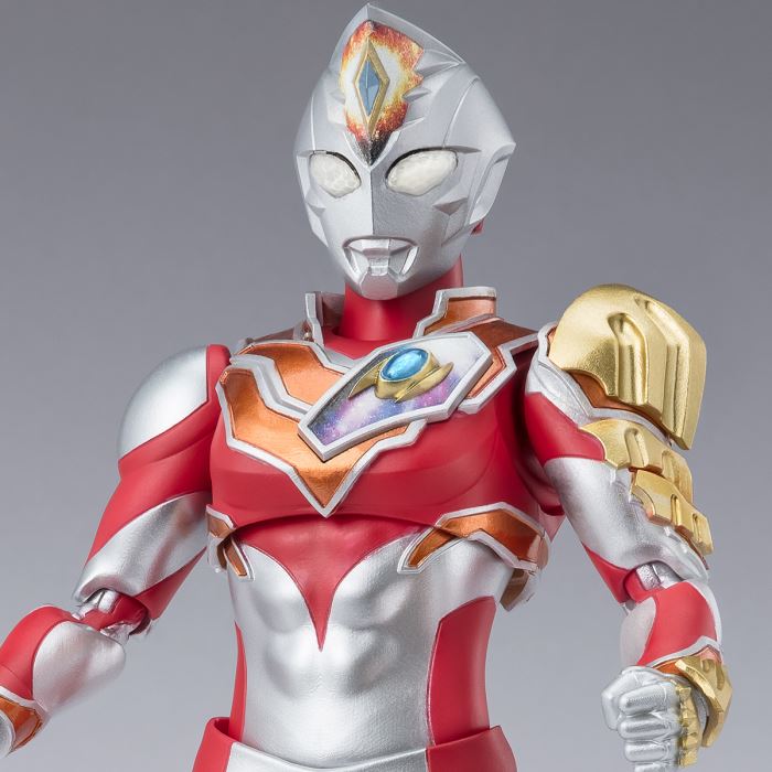 SHFiguarts Ultraman Decker Strong Type