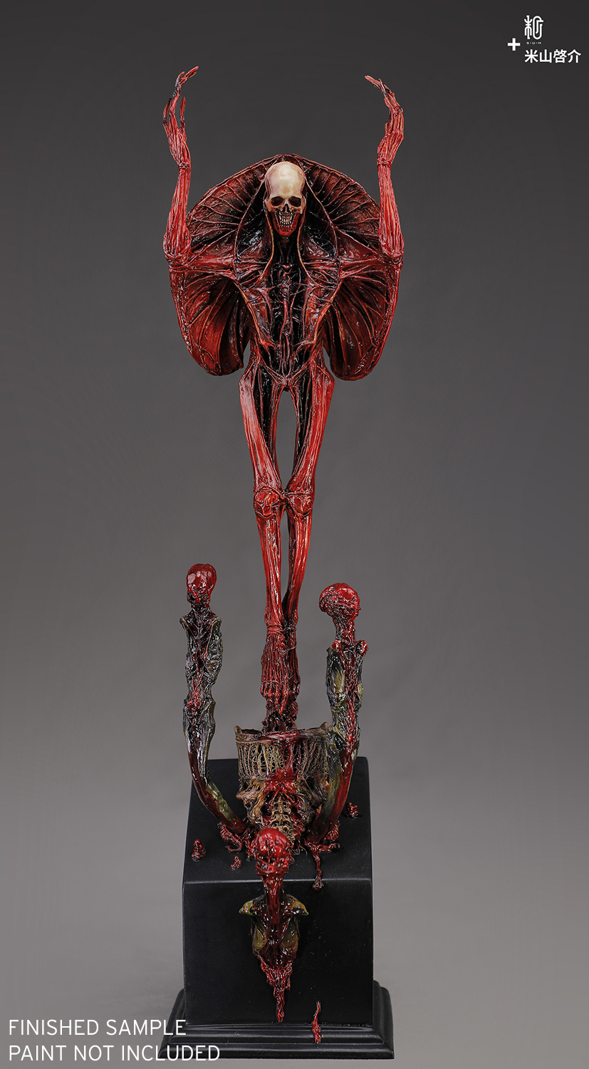 RED STATUE AND CANNON