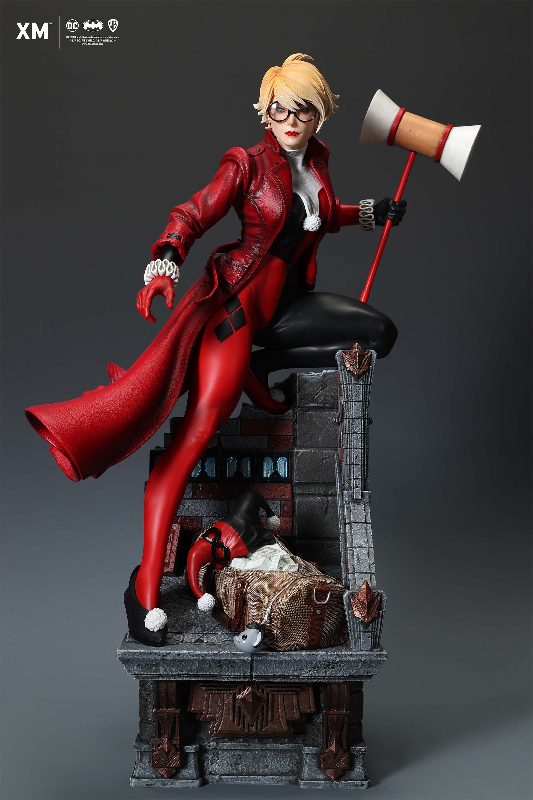 Harley Quinn (Batman: White Knight) - Regular Version 1/4