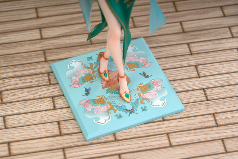 Gift+ Honor of Kings Weaving Dreams Series - Yang Yuhuan ver. 1/10