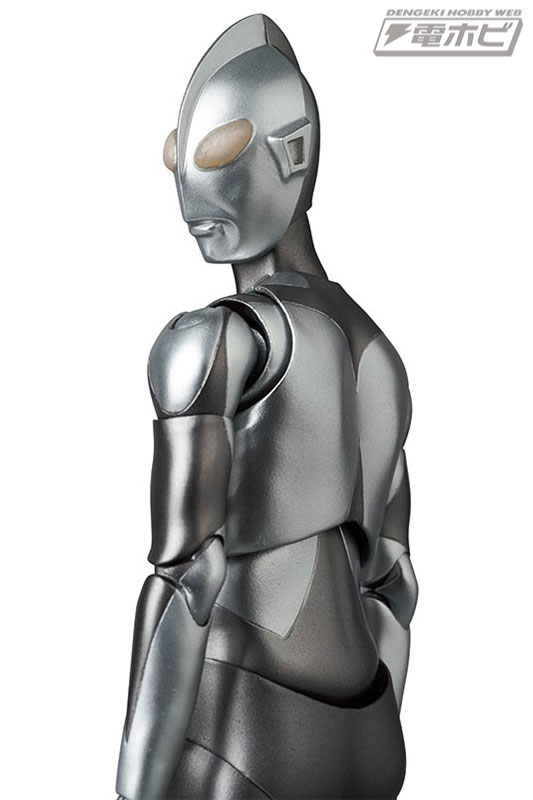 MAFEX Ultraman (Shin Ultraman version) Accretion Ver