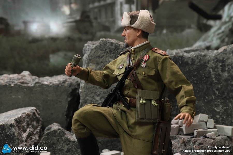 WWII Soviet Infantry Junior Lieutenant Viktor Reznov 1/6