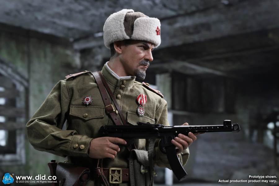 WWII Soviet Infantry Junior Lieutenant Viktor Reznov 1/6