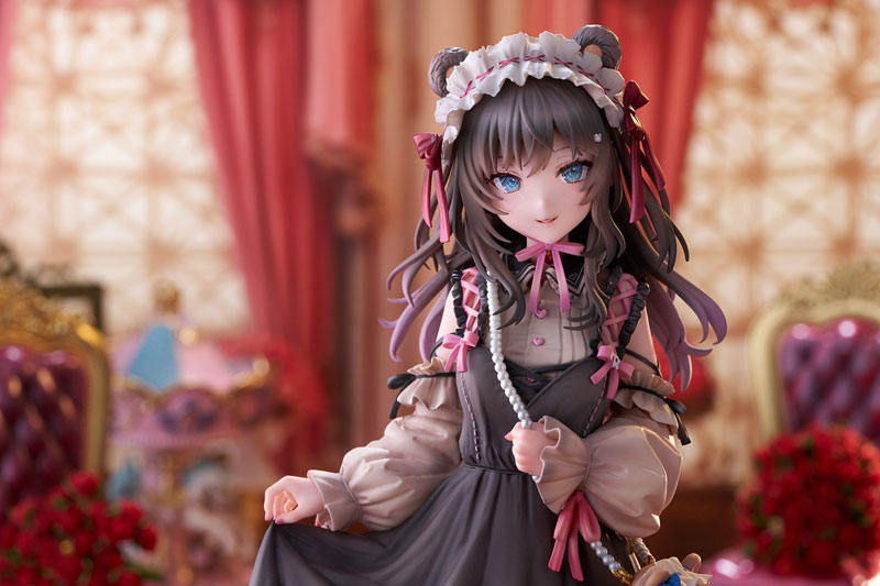 R-chan Gothic Lolita Ver. illustration by Momoko 1/7