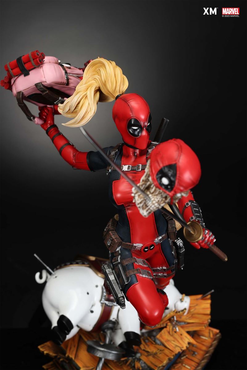 Lady Deadpool 1/4