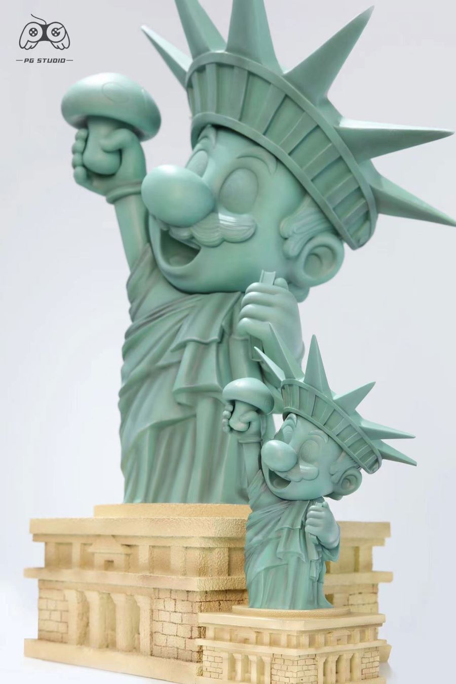 Liberty Cosplay Mario - Super Mario