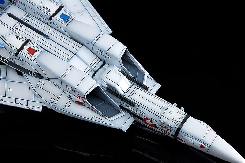 PLAMAX Macross: Do You Remember Love? 1/72 VF-1A/S Fighter Valkyrie (Maximilian Jenius / Hayao Kakizaki)