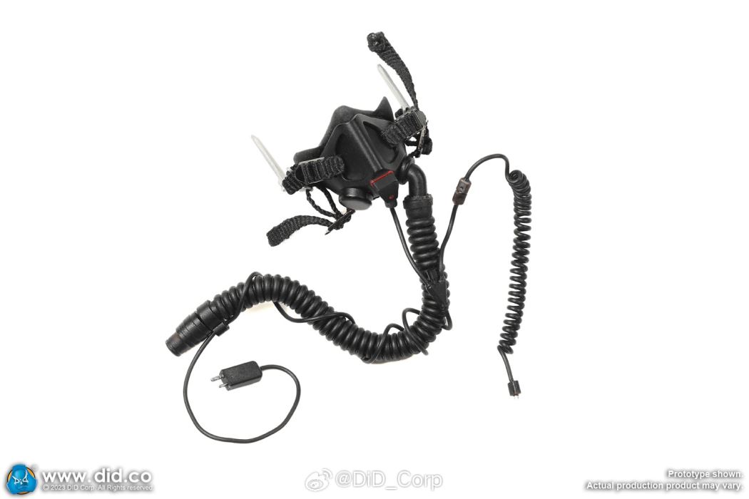 US Navy Fighter Weapons School Instructor and F/A-18E Pilot-Captain Mitchell 1/6