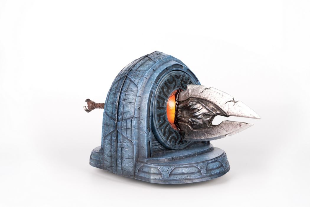 Darksiders Series- Chaoseater Bookends