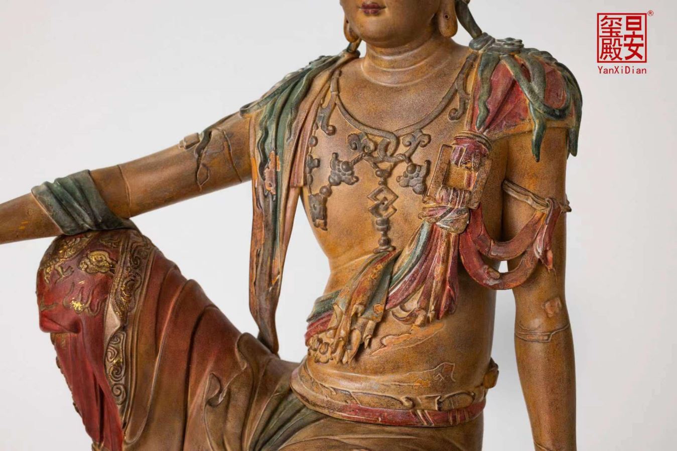 Water-moon Avalokiteshvara Statue