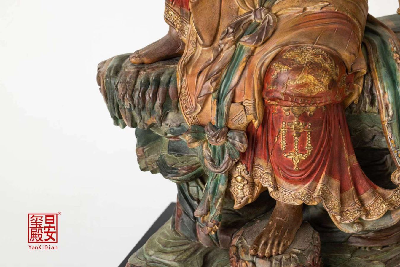 Water-moon Avalokiteshvara Statue